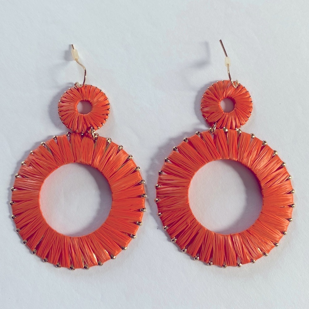 Woven‎ raffia orange straw Hoop boho Earrings with gold trim, New without tag
